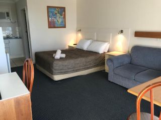 Holiday Lodge Motor Inn Hotel, Narooma - 2