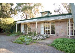 Holly Lane Mews Hotel, Yarra Glen - 3