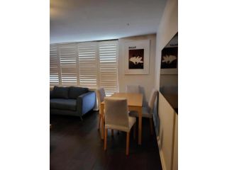 Homely 1 Bedroom Retreat in South Yarra with Balcony Apartment, Melbourne - 4