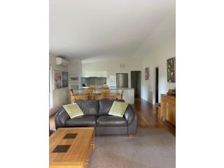 Honeybee House Apartment, Queensland - 4