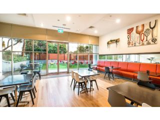 ibis Melbourne - Glen Waverley Hotel, Glen Waverley - 1