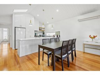 Incredible 3-Bed Home in The Heart of St Kilda Guest house, Melbourne - 5