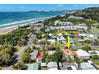 Indigo Place 1 - Rainbow Beach - Just Metres From The Pristine Surf Beach Guest house, Rainbow Beach - 4