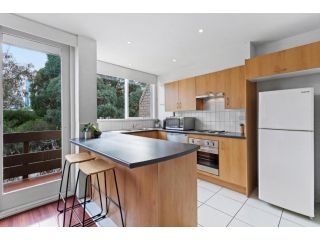 Central City Convenience in Prime Location Apartment, Melbourne - 1