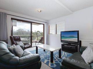 13 'INTREPID', 3 INTREPID CL - FANTASTIC UNIT WITH STUNNING WATER VIEWS Apartment, Nelson Bay - 4