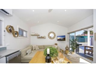 Jam's Beach House - Wifi, Close To Beach Guest house, Umina - 3