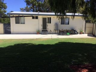 Jbay beach shack Guest house, Jurien Bay - 1