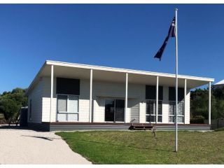 Kangaroo Pause Holiday home at Clayton Bay Guest house, South Australia - 1