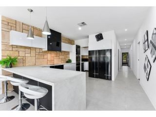 KENNEDY EXECUTIVE TOWNHOUSE Apartment, Mount Gambier - 5