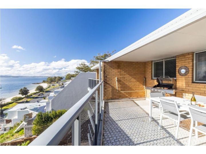 12 &#x27;Kiah&#x27;, 53 Victoria Pde - panoramic water views in the heart of Nelson Bay Apartment, Nelson Bay - imaginea 6