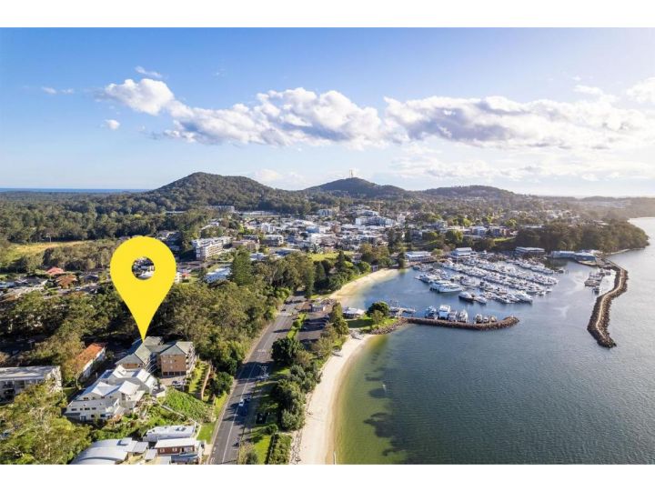 12 &#x27;Kiah&#x27;, 53 Victoria Pde - panoramic water views in the heart of Nelson Bay Apartment, Nelson Bay - imaginea 20