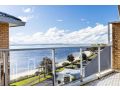 12 &#x27;Kiah&#x27;, 53 Victoria Pde - panoramic water views in the heart of Nelson Bay Apartment, Nelson Bay - thumb 3