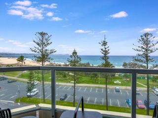 Kooringal Unit 15 - Across the Road from Twin Towns Services Club Apartment, Gold Coast - 1