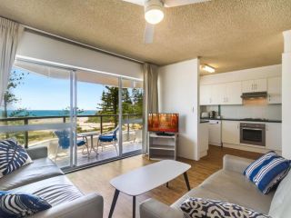 Kooringal unit 24 - Beachfront and centrally located between Tweed heads and Coolangatta Apartment, Gold Coast - 1