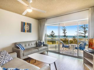 Kooringal unit 24 - Beachfront and centrally located between Tweed heads and Coolangatta Apartment, Gold Coast - 4