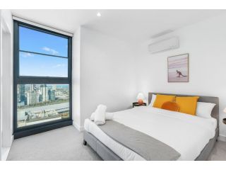 KOZYGURU DOCKLANS WATERVIEW Cosy 2 Bed 2 Bath APT Melbourne VDO628-2805 Apartment, Melbourne - 1