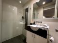 KOZYGURU McMahons Point Amazing Water View Studio + FREE Parking NMP002 Apartment, Sydney - thumb 5