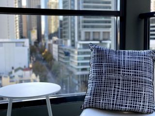 KOZYGURU SYDNEY CBD Family Friendly 3Bed APT NHA653-1702 Apartment, Sydney - 4