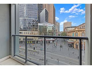 KOZYGURU Sydney CBD Freshly 1 Bed Studio NHA653-310 Apartment, Sydney - 5