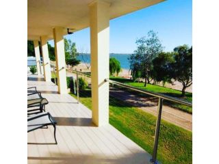 Lake Boga Waterfront Holiday House Guest house, Swan Hill - 4