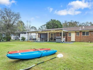 Lake Conjola Entrance Road 104 Guest house, New South Wales - 1