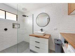 Lakeside Apartment on Pool Avenue Apartment, Mulwala - 1