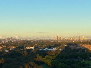 Parkside City View Apartment in Sydney Olympic Park Apartment, Sydney - 4