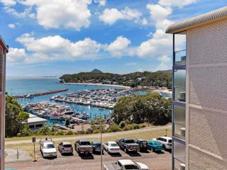 Laman Lodge, Unit 6, 15 Laman Street Apartment, Nelson Bay - 2