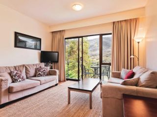 Lantern 1 Bedroom Balcony with amazing view Apartment, Thredbo - 2