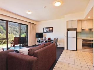 Lantern 1 Bedroom Garden Apartment with view Apartment, Thredbo - 1