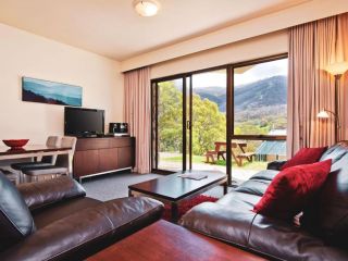 Lantern 1 Bedroom Patio Apartment with alpine view Apartment, Thredbo - 2