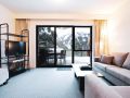 Lantern 1 Bedroom Patio Apartment with mountain view Apartment, Thredbo - thumb 2