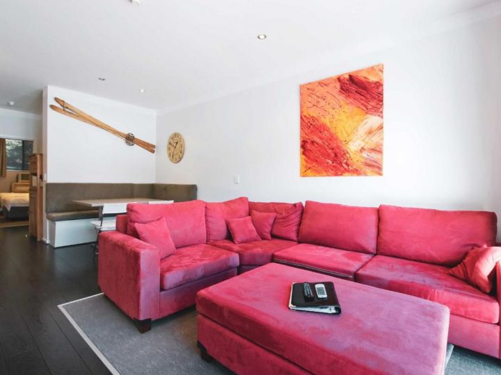 Lantern 1 Bedroom terrace with car space and mountain view Apartment, Thredbo - imaginea 4