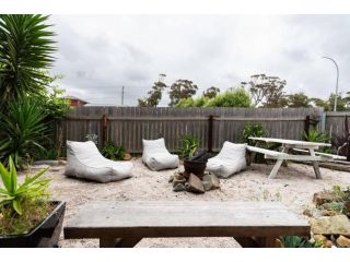 Large Family Home in Beaumaris Apartment, Scamander - 3