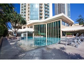 Legends Surfers Paradise MID WEEK MADNESS DEAL - Q Stay Apartment, Gold Coast - 1