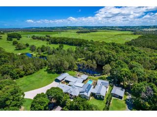 A PERFECT STAY - Lennox Coastal Retreat Villa, Lennox Head - 2