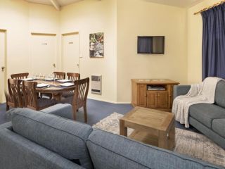 Leo's Cottage Guest house, Jindabyne - 2