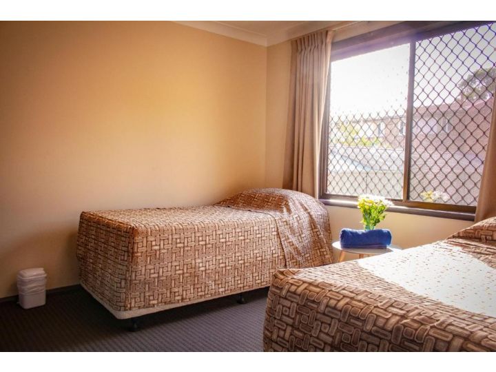 Liberty Plains Motor Inn Hotel, Sydney - imaginea 3