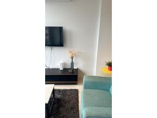 Lifestyle & Convenience- South Yarra 2 bd Apartment Apartment, Melbourne - 4