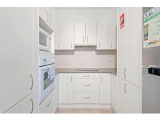 Little Hut, Unit 3, 20 Kurrawa Close Apartment, Nelson Bay - 5