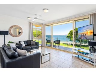 Little Hut, Unit 3, 20 Kurrawa Close Apartment, Nelson Bay - 2