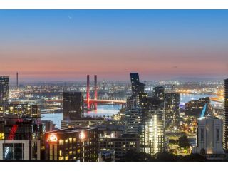 Light House Sky Sea View Apartments Melbourne Central CBD Apartment, Melbourne - 1