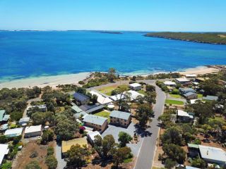 Longbeach Apartments Guest house, Coffin Bay - 3