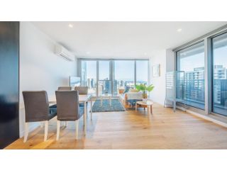 Magnificent 2-bedroom apartment - Skyline view, CBD location Apartment, Melbourne - 2