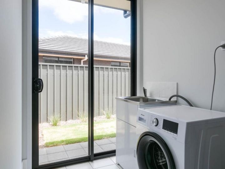 Lot 25 at Links Guest house, Normanville - imaginea 17