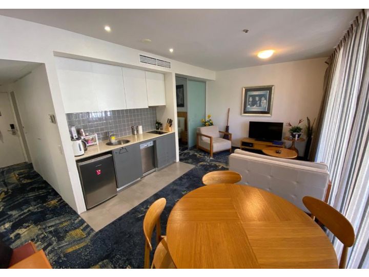 Lovely One Bedroom Apartment "Cairns Harbour Lights" Apartment, Cairns - imaginea 3