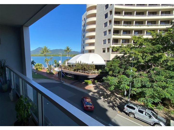 Lovely One Bedroom Apartment "Cairns Harbour Lights" Apartment, Cairns - imaginea 8