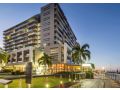 Lovely One Bedroom Apartment "Cairns Harbour Lights" Apartment, Cairns - thumb 2