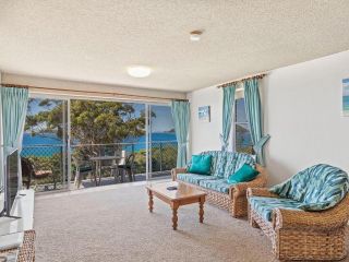 Luskin Lodge, Unit 10/29 Weatherly Close Apartment, Nelson Bay - 2