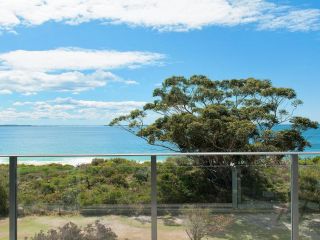 Luskin Lodge, Unit 15/29 Weatherly Close Apartment, Nelson Bay - 3